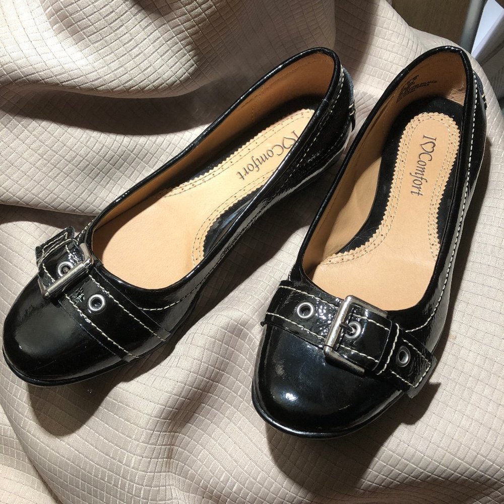 I love comfort black leather flat slip-on, 8